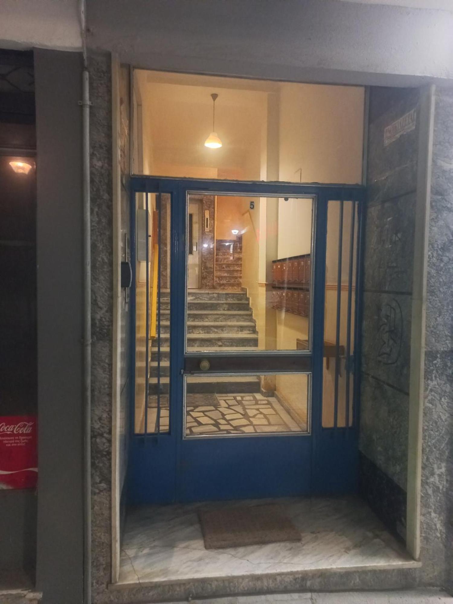Apartment 5 Modern With Free Parking